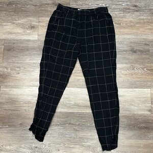 Marine Layer Black and White Patterned Pants